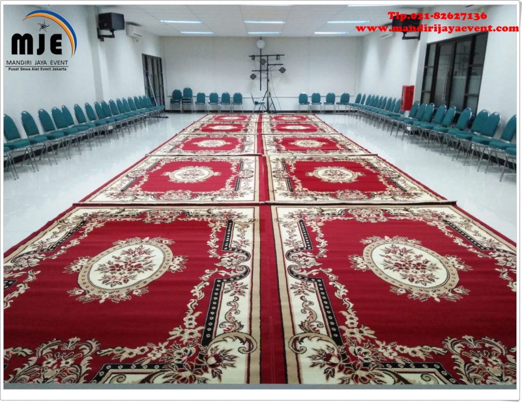 Menyewakan karpet merah permadani 