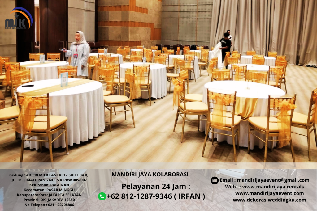 Sewa Meja Bulat Cover Putih, Kursi Tiffany Vip Area Bekasi