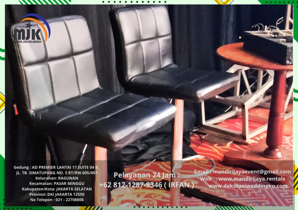 Sewa Arm Chairs,Sofa Skandinavia,Barstool Hitam,Meja VIP kayu Area Jakarta Selatan